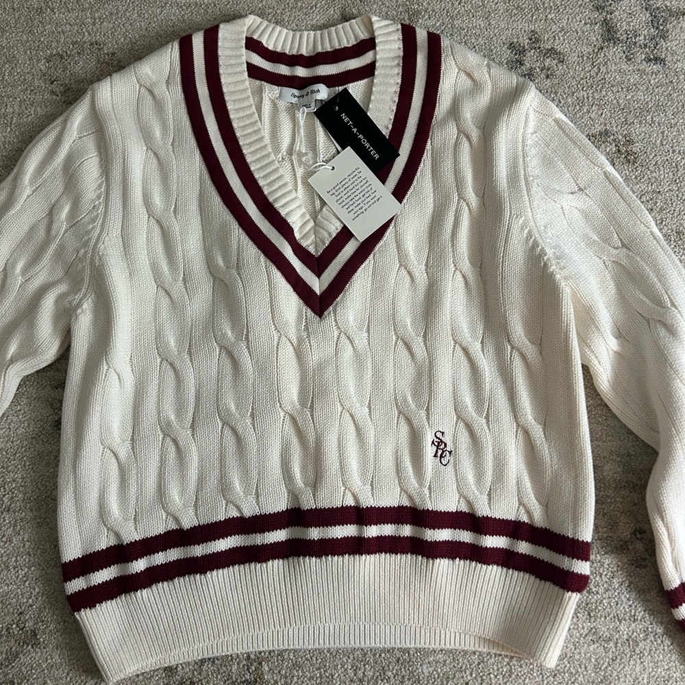 Sporty and rich Women's V-Neck Cable Knit Sweater - White and Red - Picture 5 of 12
